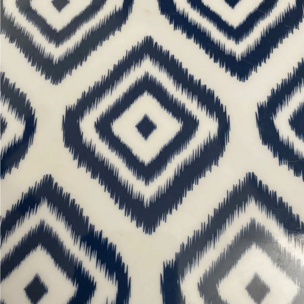 Jonathon Adler 11” Melamine Dinner chop Plate platter Blue White diamond pattern